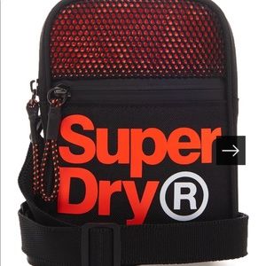 Superdry Lineman Sport Pouch (used)